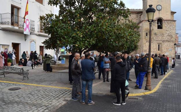 «Queremos justicia», claman los vecinos de Talayuela
