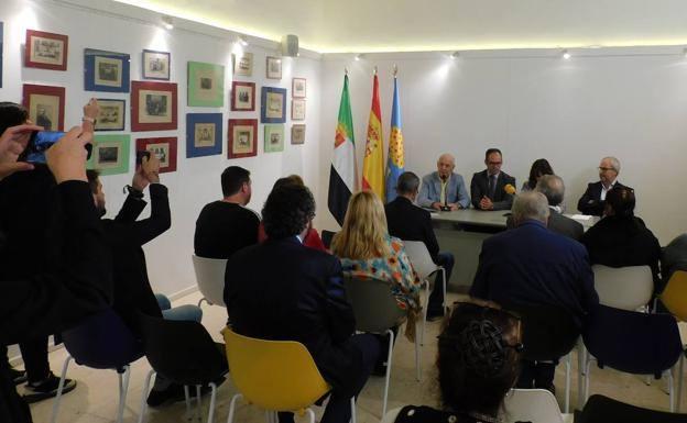 Abierta al público en Navalmoral la exposición sobre la lucha contra la malaria