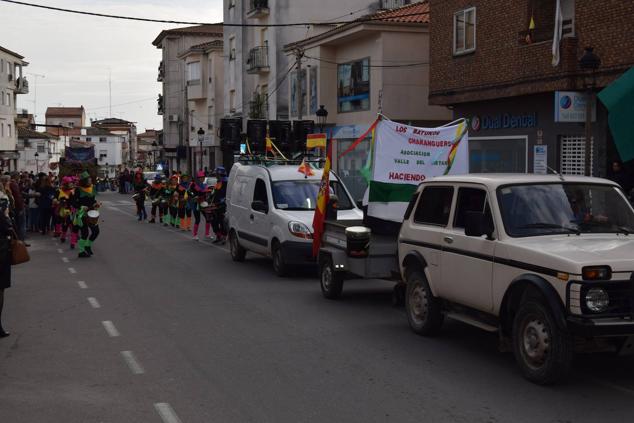 Desfile de carrozas y comparsas Talayuela 2023