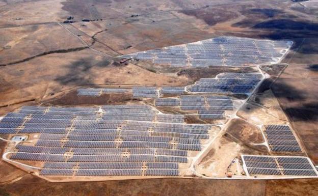 Las obras de la planta solar La Solanilla, en Trujillo, comenzarán a finales de año