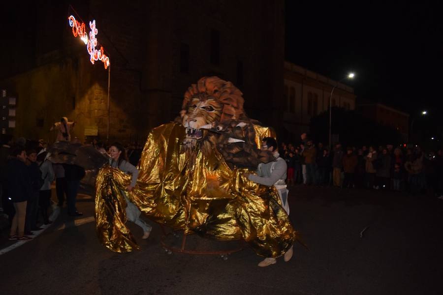 Cabalgata de Reyes, a su paso por Trujillo