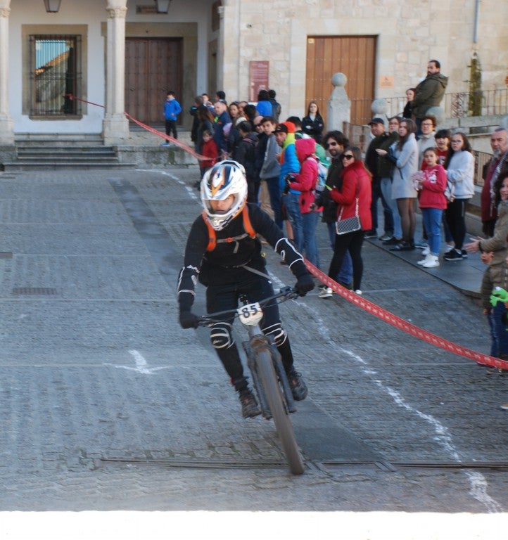 IV Enduro Trujillo convierte al centro en un circuito