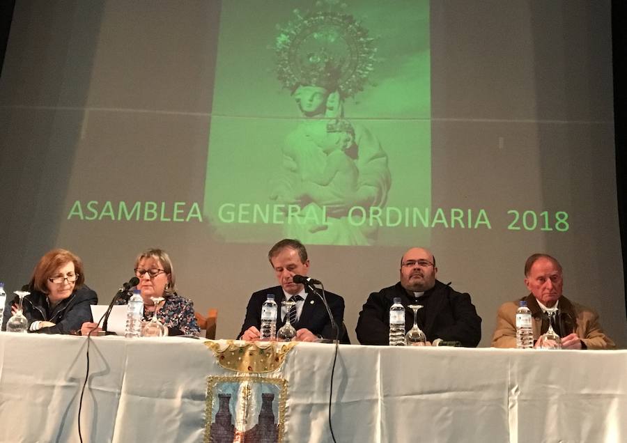 La directiva de la Hermandad Virgen de la Victoria, patrona de la ciudad, sigue sin tener relevo