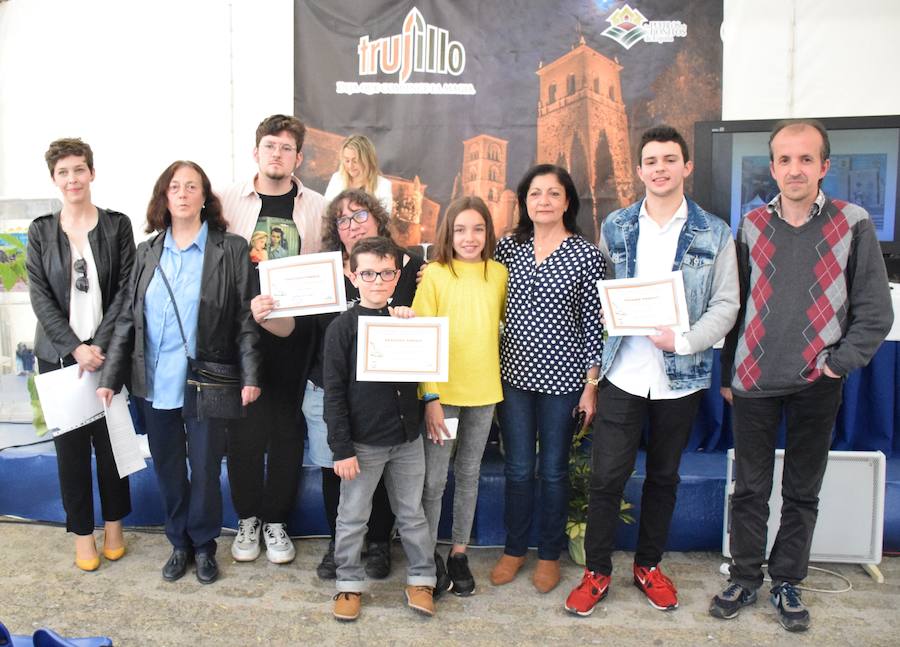 La Feria del Libro cierra con la entrega de los premios del certamen de microrrelatos