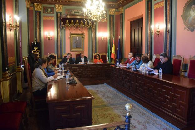 El Pleno despacha en media hora diversos asuntos económicos