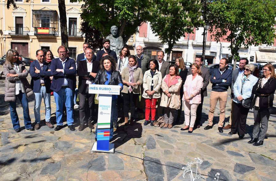 Los líderes del PP arropan a la candidata a la Alcaldía, Inés Rubio, en su presentación