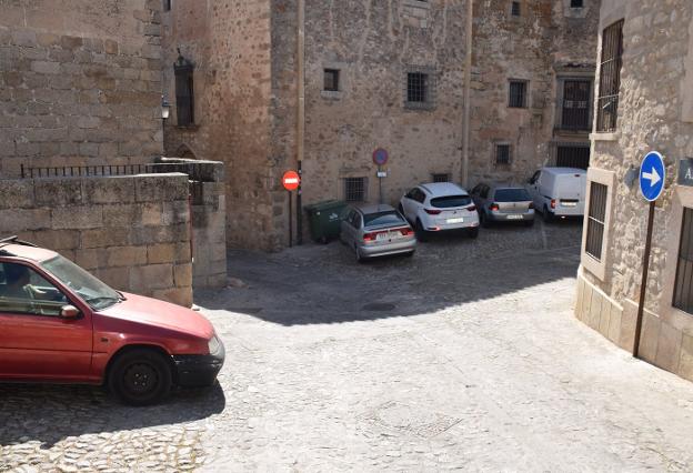 La Policía Local proyecta restricciones del tráfico en la parte antigua