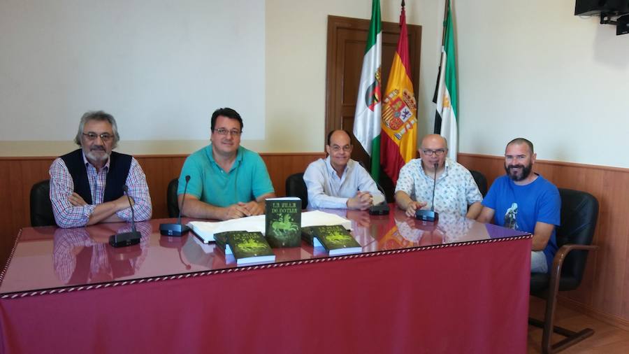 Presentan un libro sobre la historia y el patrimonio de Botija
