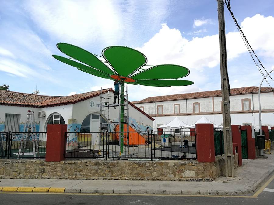 Nuevas mejoras en la escuela infantil Bambi de Trujillo