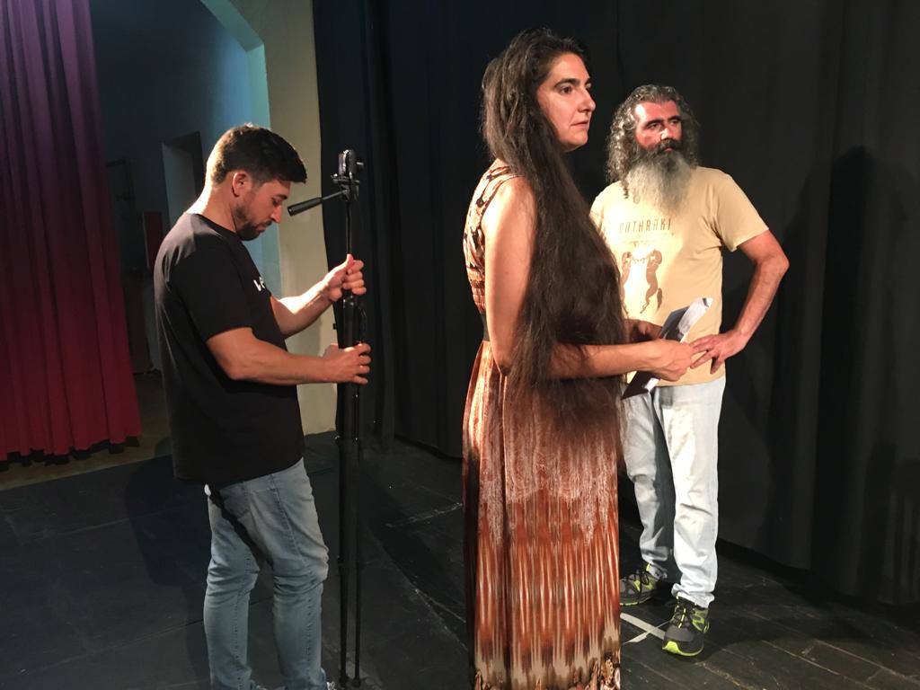 Un centenar de personas pasan por el casting de 'Ines del alma mía'