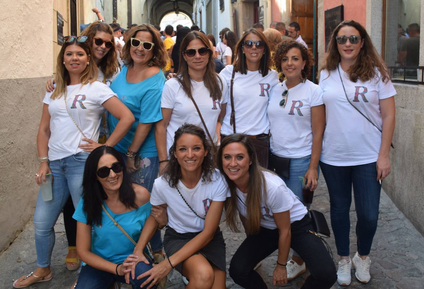 Las mujeres se echaron ayer a la calle para vivir su día en las fiestas