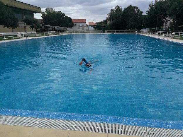 Intercambio de declaraciones por el problema de la piscina