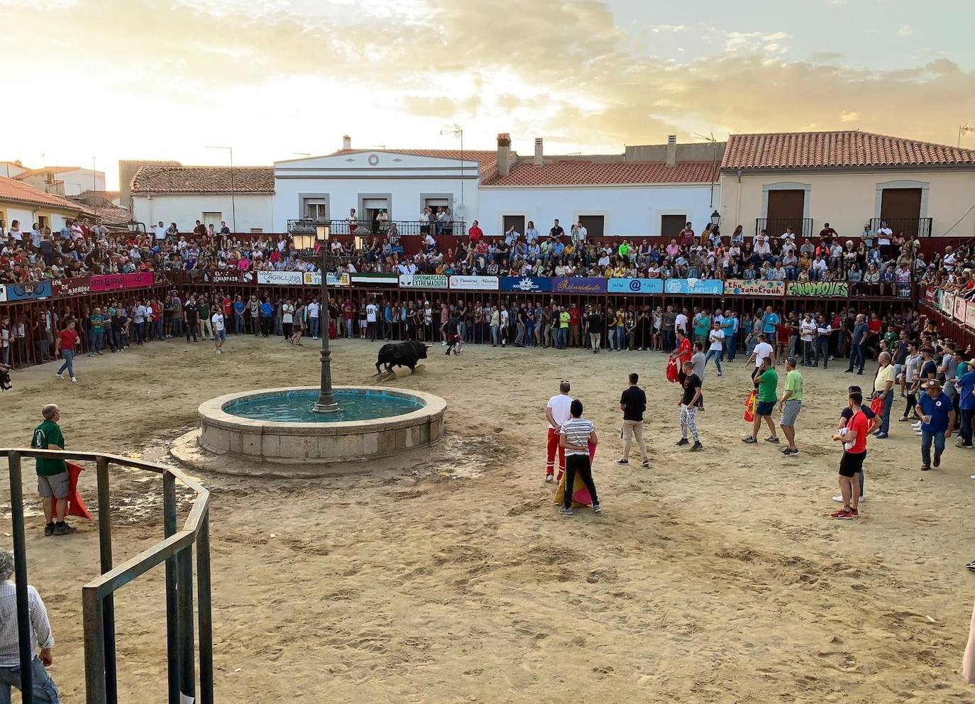 Huertas de Ánimas echa el cierre a sus fiestas con una gran participación de público