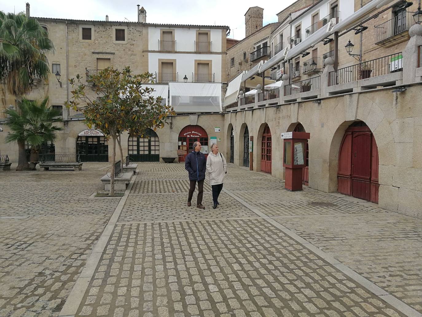 Siguen investigando el robo de más de 6.000 euros en la Oficina de Turismo a mediados de octubre