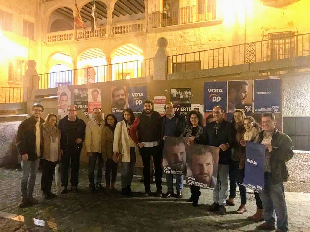 El PP ha basado su campaña electoral en estar en la calle, con los colectivos, según Casero
