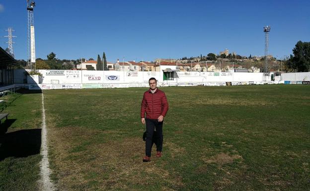 Revisión en el campo de fútbol como centro de clasificación y descontaminación
