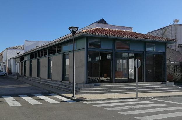 El equipo de gobierno debe dar solución al iGastrolab y a su edificio