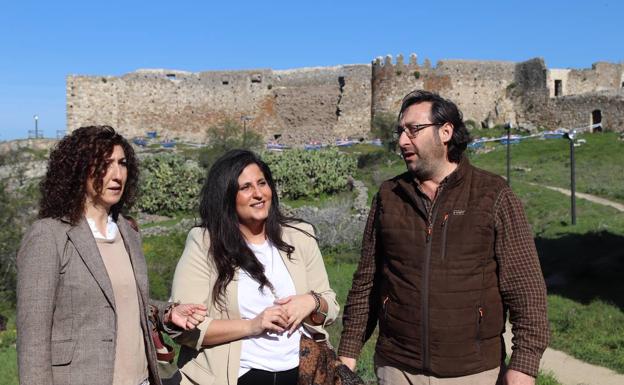 Ciudadanos demanda que se aborde con urgencia un plan actuación para la muralla