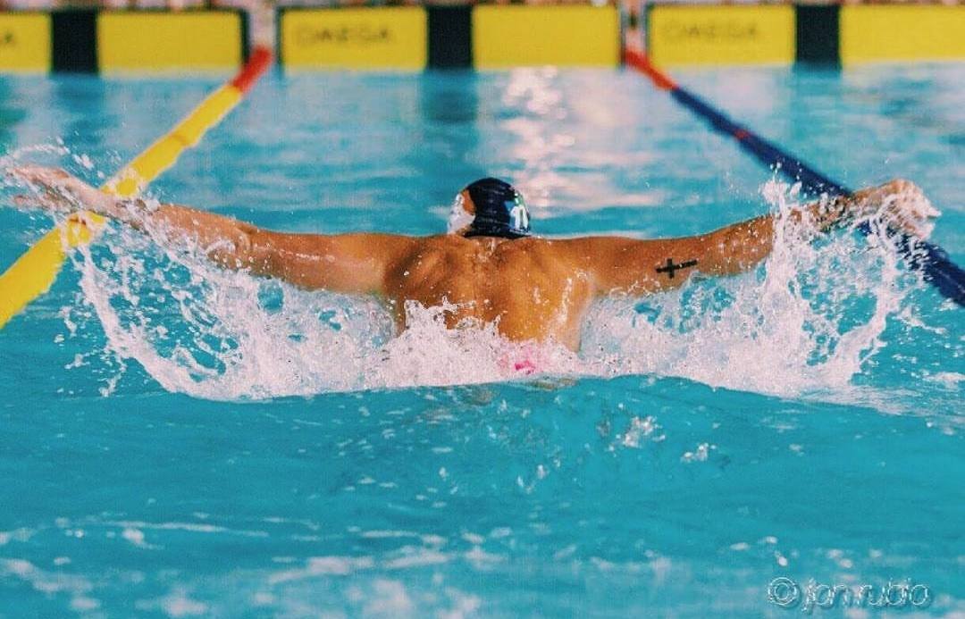Dos nadadores de primer nivel recorren las piscinas de la región para preparar los campeonatos de invierno