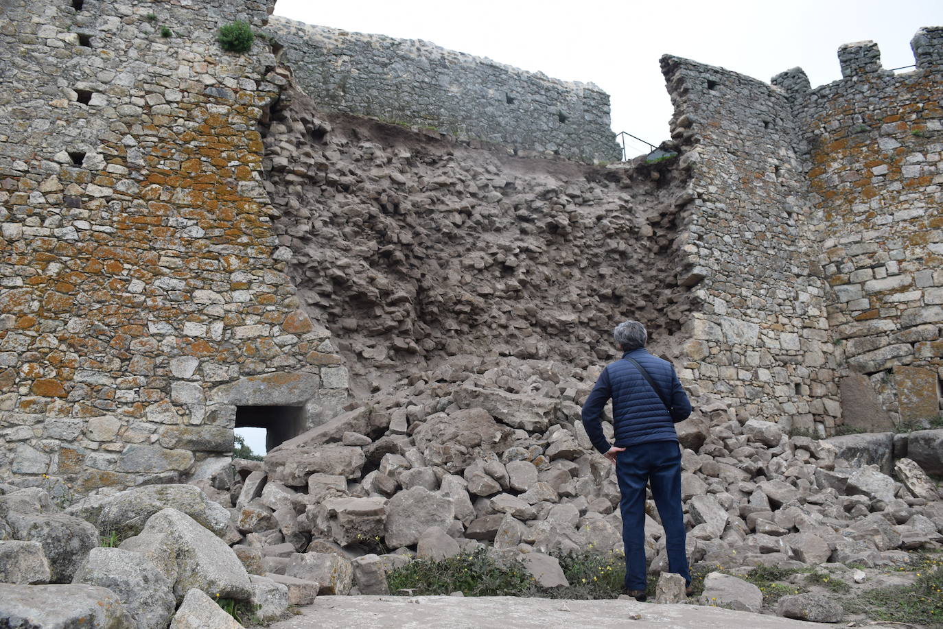 La recuperación de la muralla, en la comisión de Cultura y Turismo
