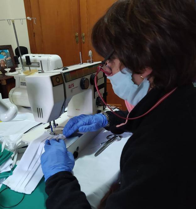 La ciudad se vuelca con acciones para elaborar material de protección