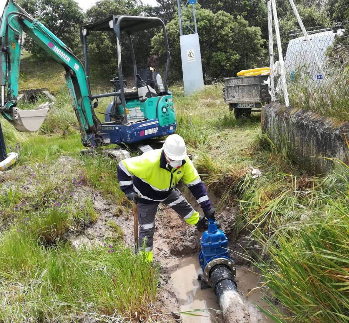 La empresa del servicio del agua ha tenido que solucionar diversas averías en los últimos días