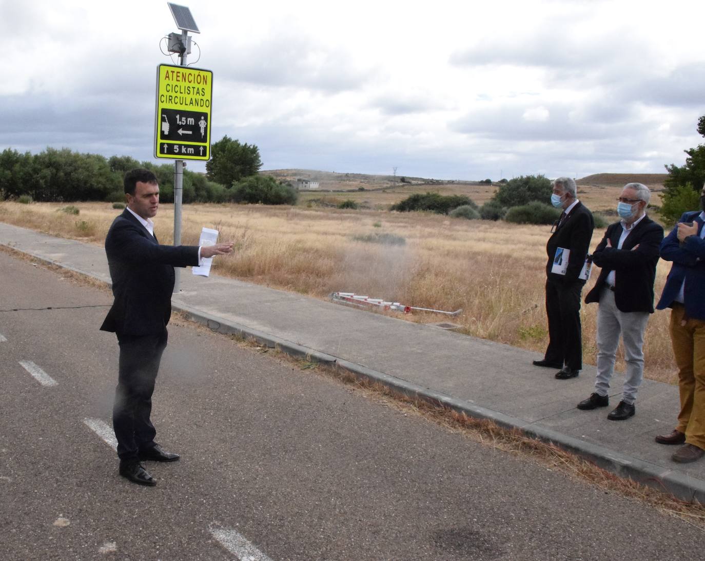 Presentado un prototipo que pretende mejorar la seguridad de los ciclistas en la carretera