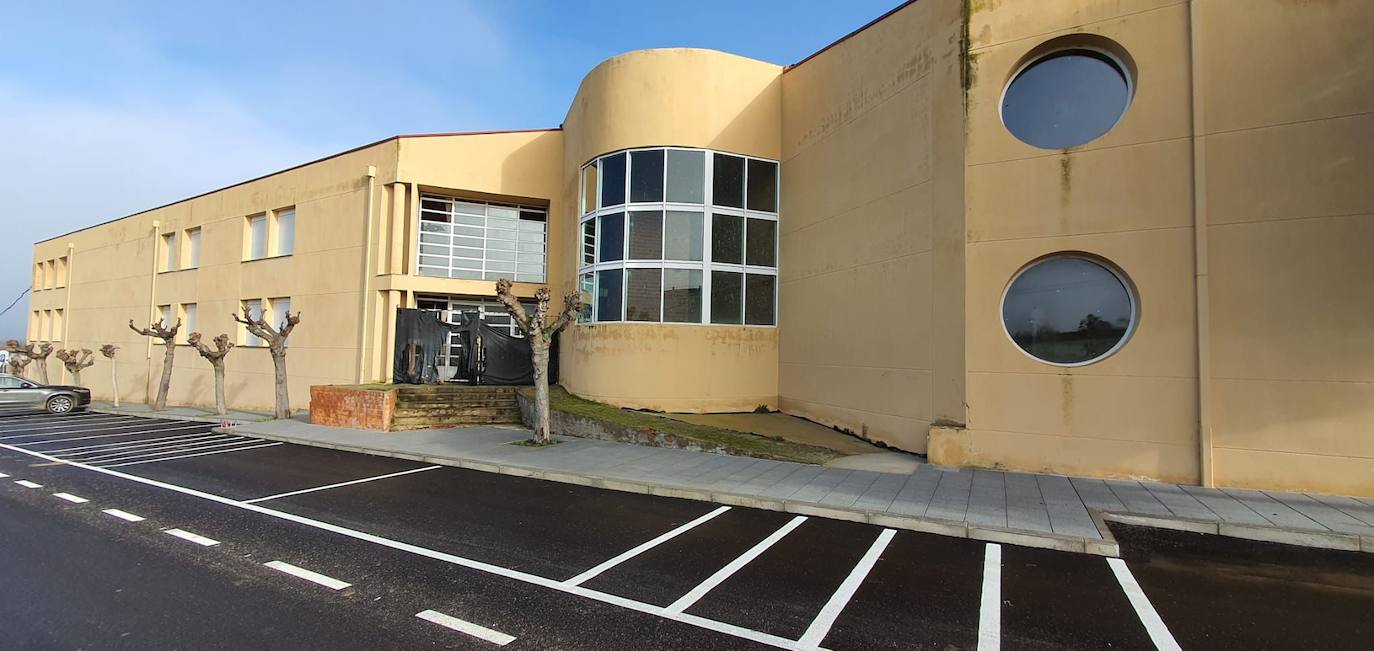 Aldeacentenera inicia el estudio para poner en marcha su gran residencia de mayores