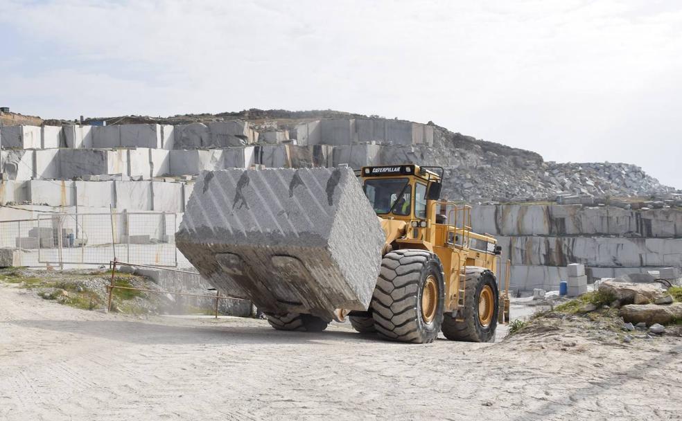 La piedra de Trujillo, camino a La Meca