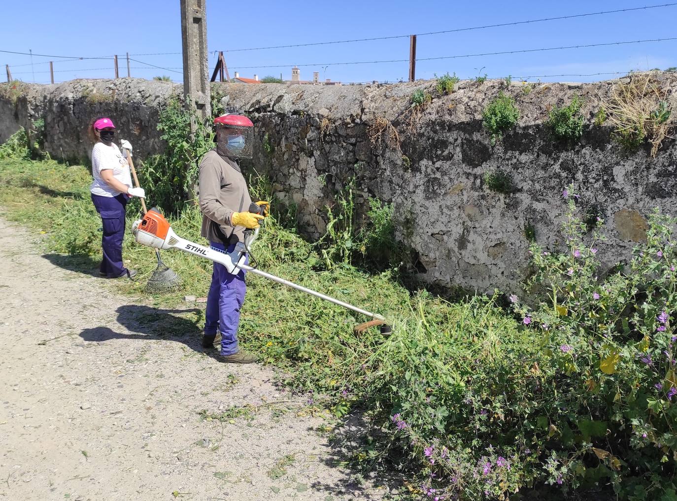 20 personas se dedicarán al desbroce y limpieza de maleza