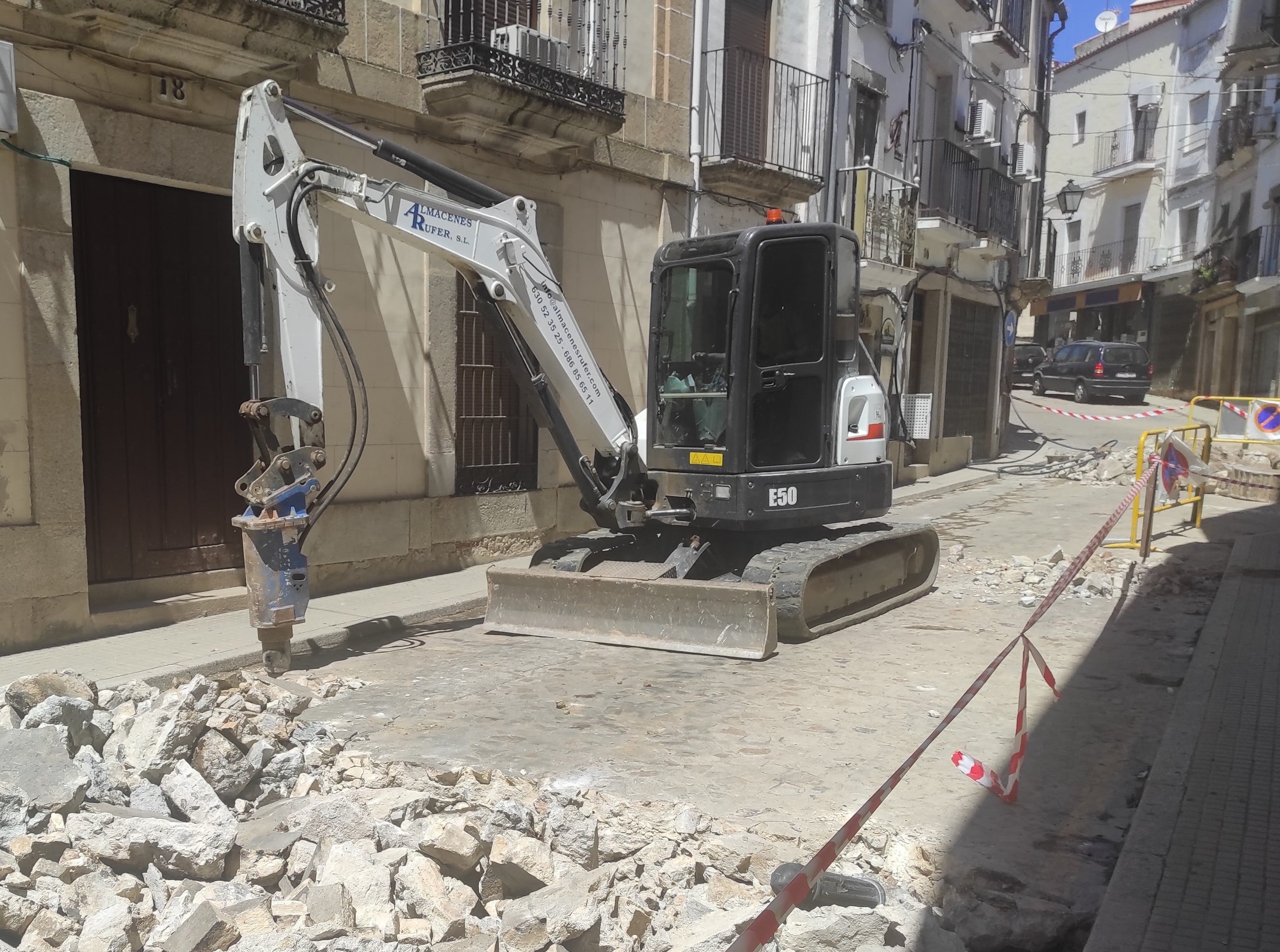 Iniciadas las obras en la calle Margarita de Iturralde