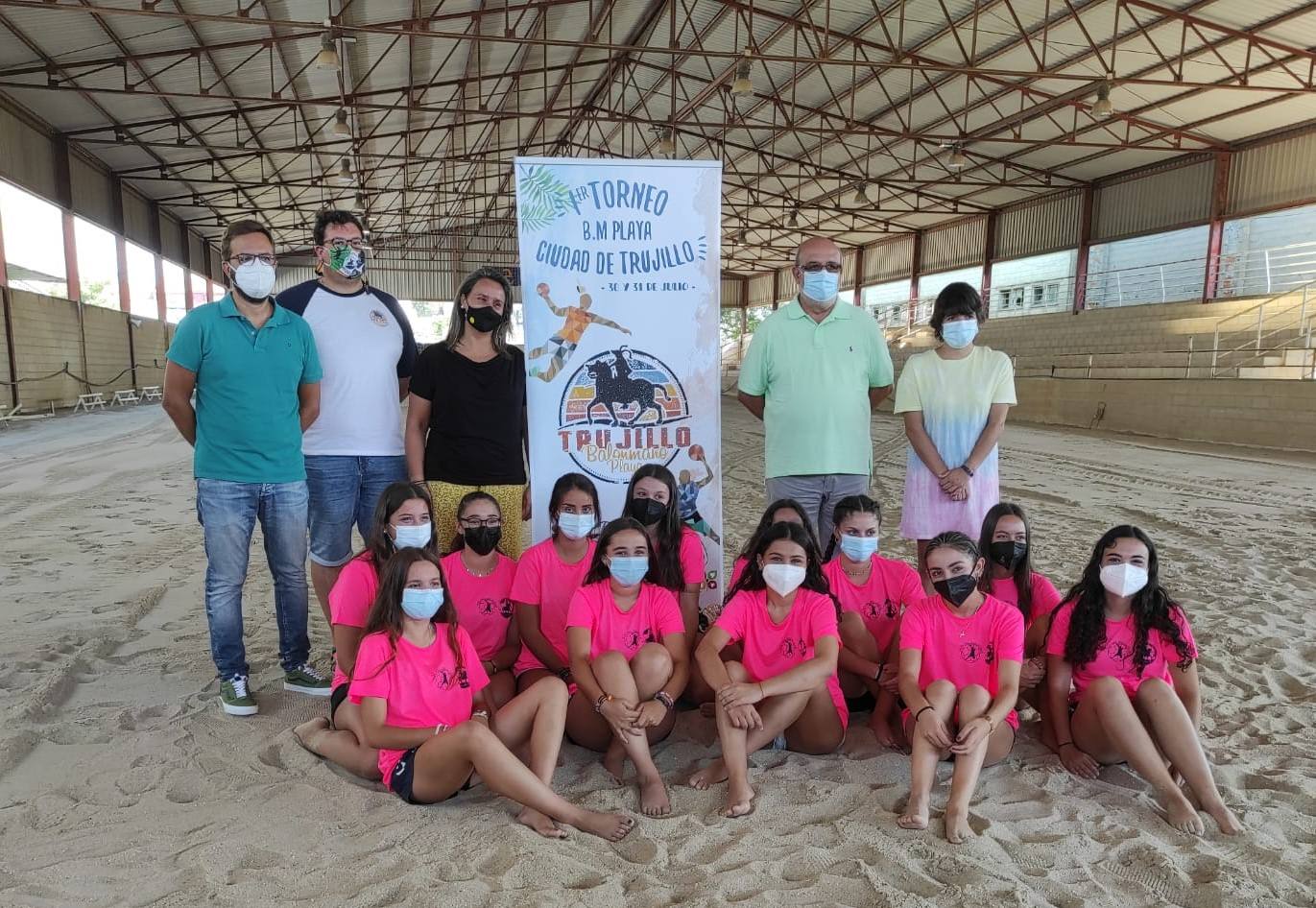 El I Torneo Balonmano Playa Ciudad de Trujillo dará vida al mercado regional los días 27 y 28 de agosto