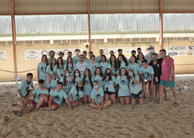 Satisfacción por el desarrollo del I Torneo Balonmano Playa 'Ciudad de Trujillo'