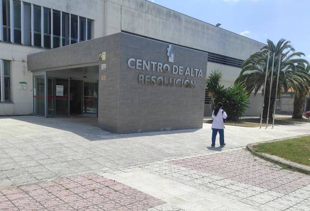 El centro de salud cuenta con un brote de covid con siete positivos