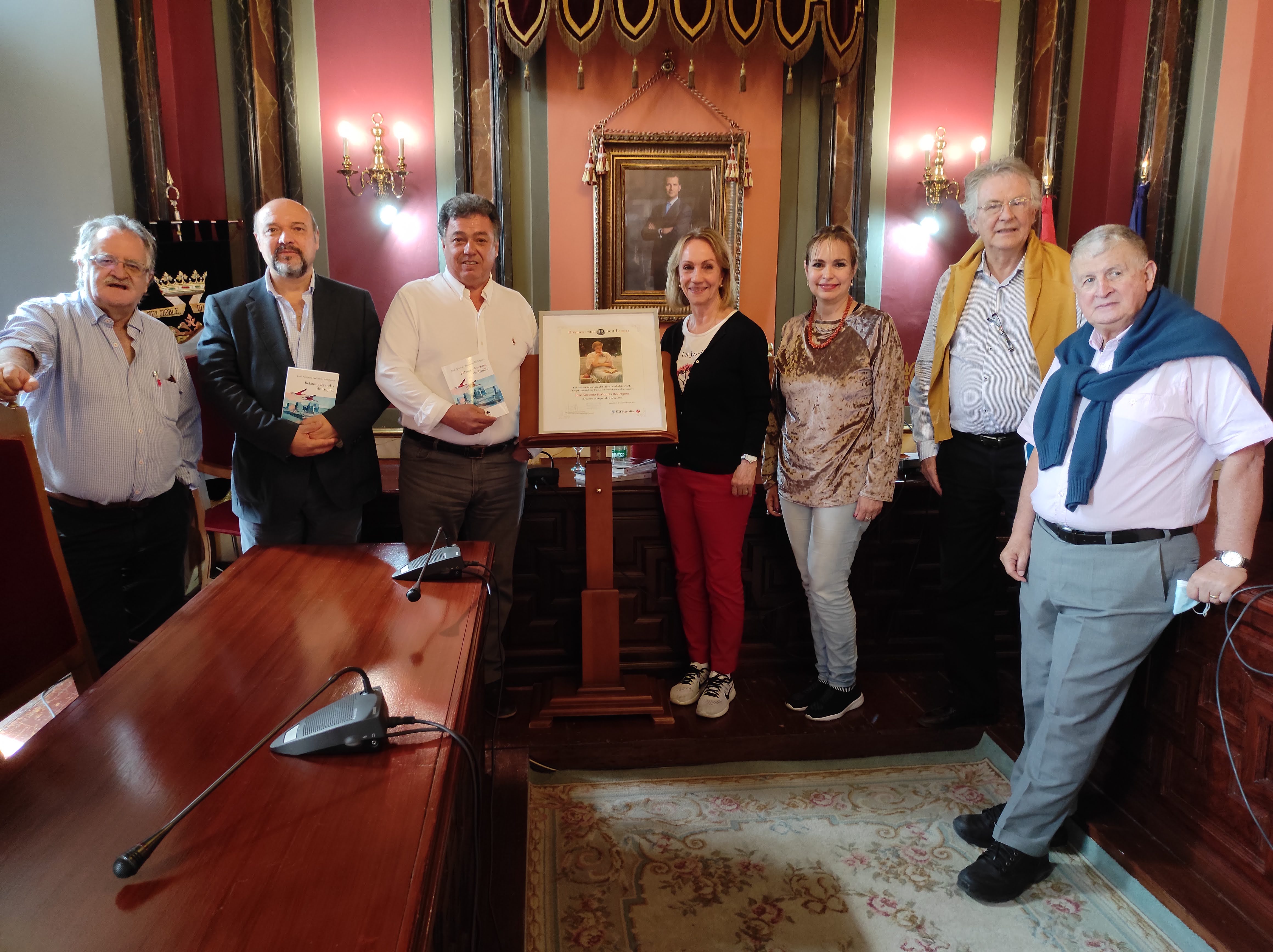 José Antonio Redondo presenta 'Leyendas y relatos de Trujillo'