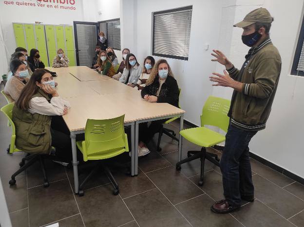 La Politécnica enseña los pasos para el Circular FAB de Trujillo