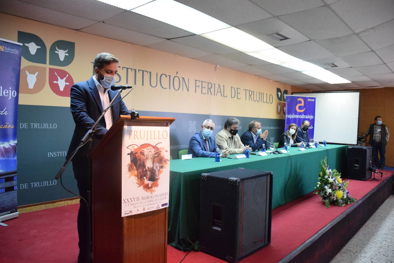 Enrique Borrega se muestra satisfecho de la respuesta obtenida en la feria Agroganadera