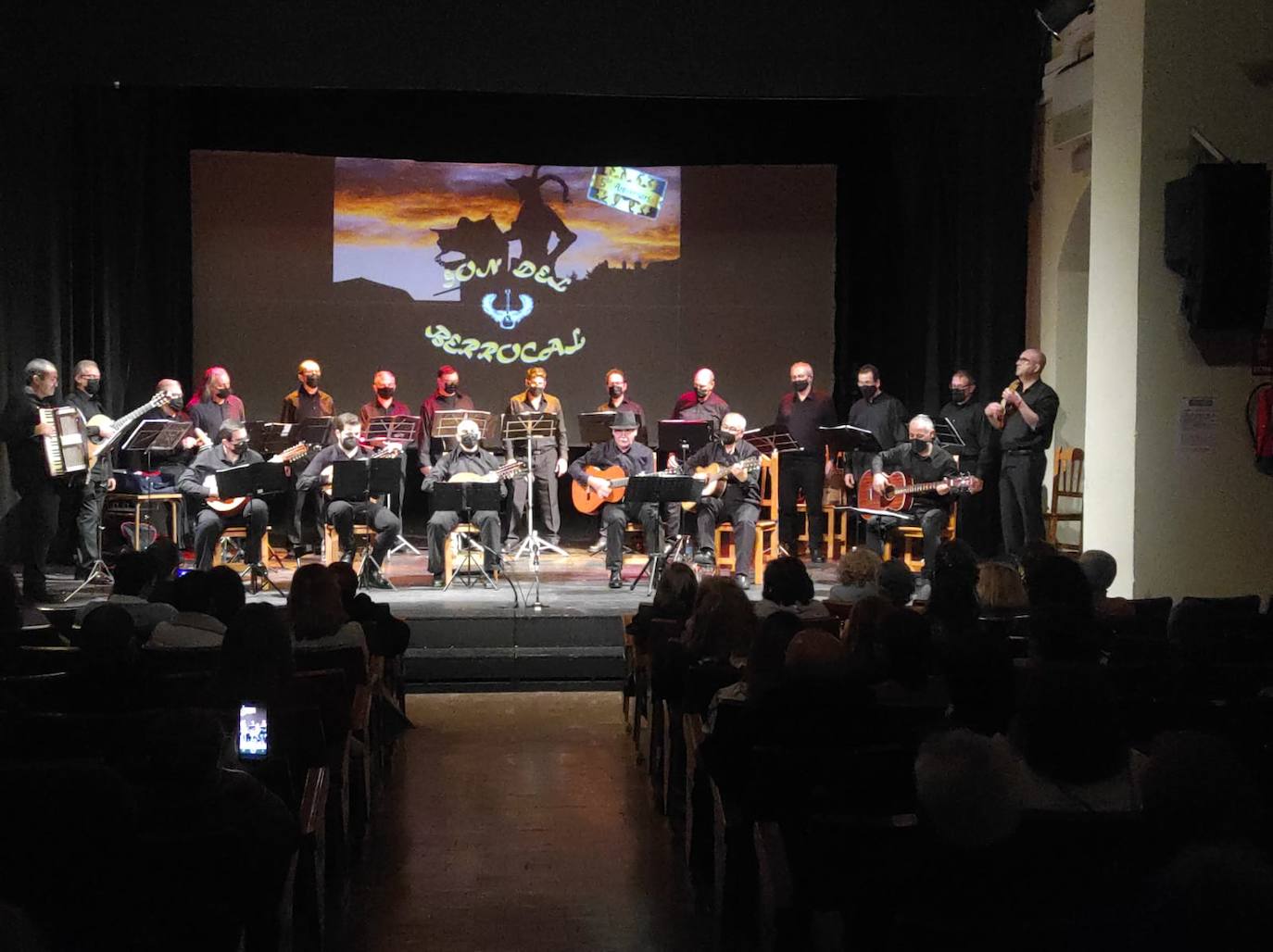 'Son del berrocal' vuelve a ofrecer un recital con una buena aceptación de público
