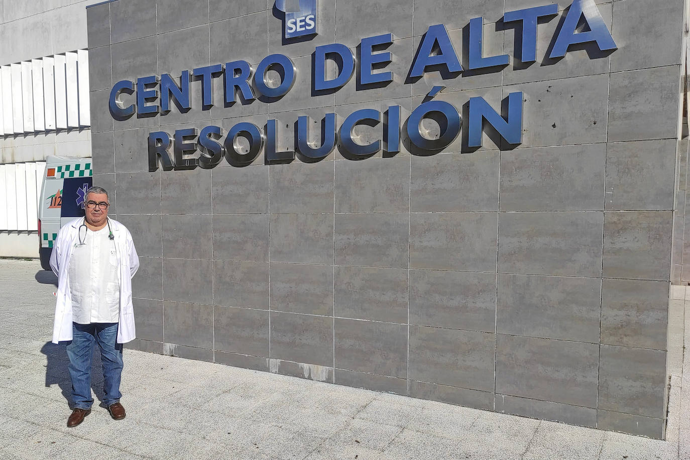 «Estamos viendo entre 80 y 90 enfermos diarios y no podemos hacer más»