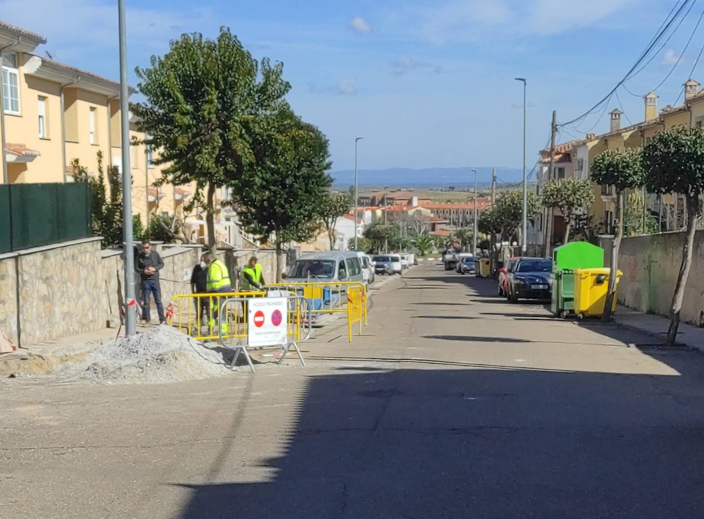 Las obras de la Avenida Coronación dejan sin agua en Huertas de Ánimas más horas de las previstas
