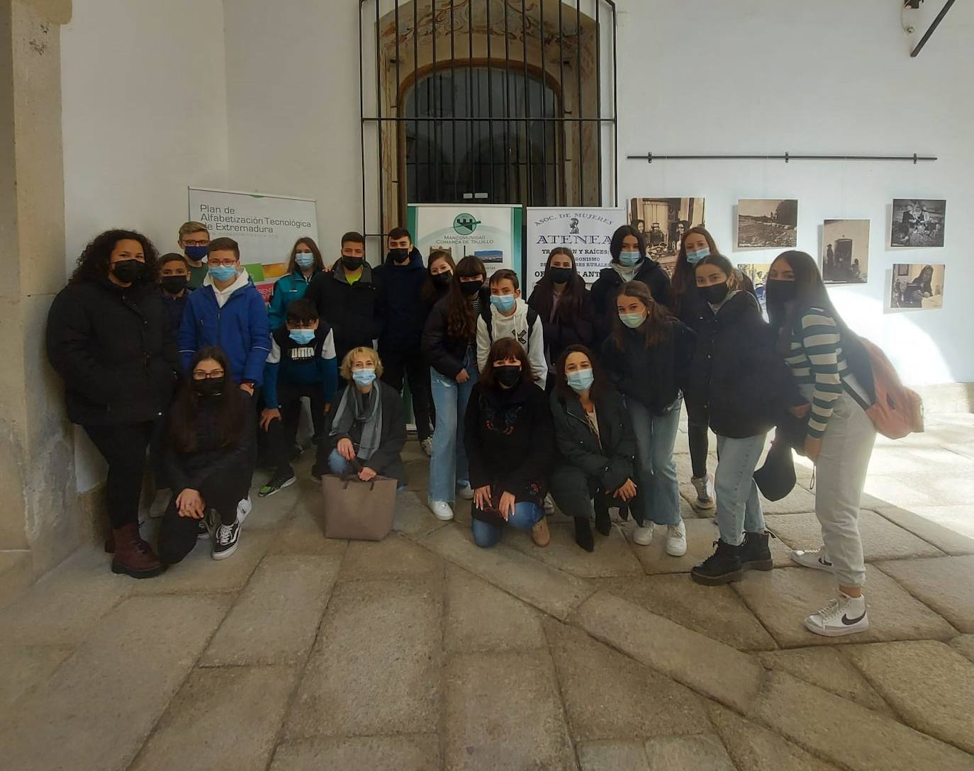 El conventual de San Francisco acoge la muestra 'Tradición y raíces, el protagonismo de las mujeres rurales'