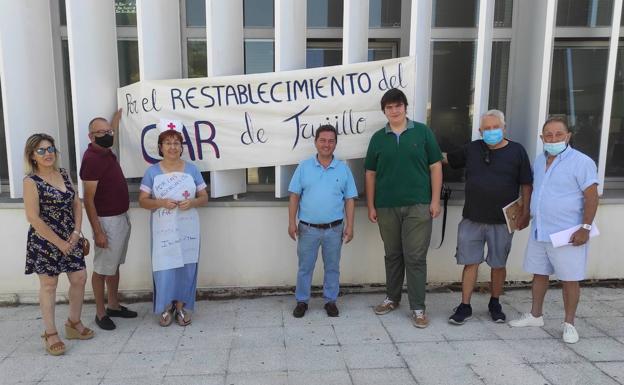 La plataforma 'Por el restablecimiento del CAR' continúa con la recogida de firmas