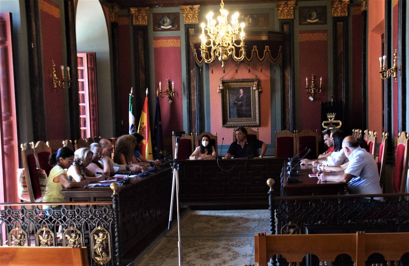 El Consistorio plantea mejoras en las aceras de la calle Olalla