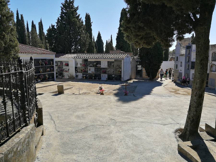 Ampliación de horarios en los cementerios con motivo de la festividad de Los Santos
