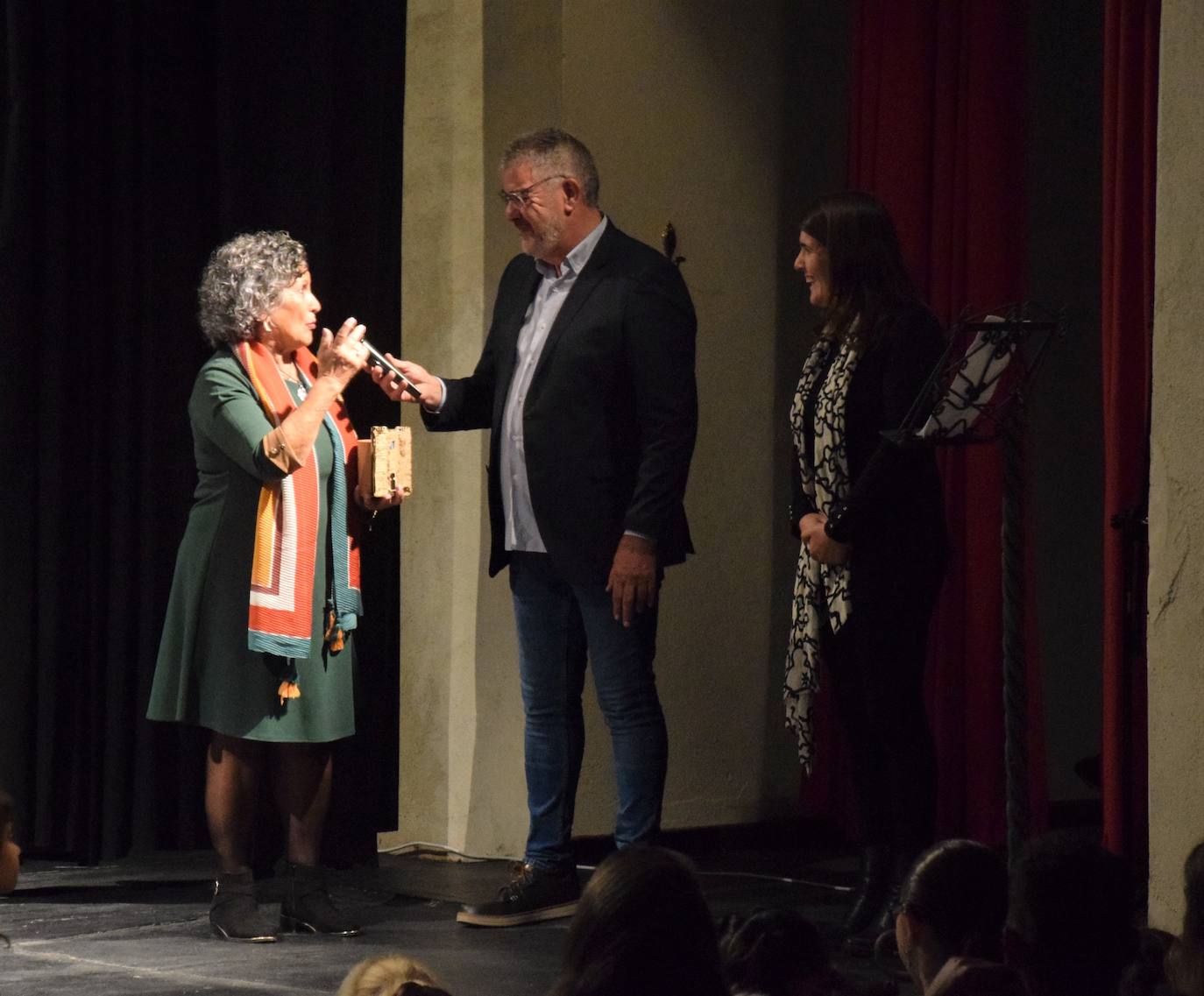 El deporte trujillano celebra su fiesta anual en un teatro Gabriel y Galán lleno