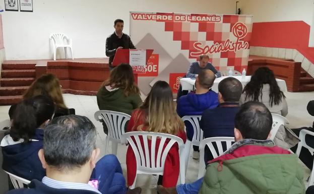 El PSOE celebra un acto público para afiliados, simpatizantes y valverdeños