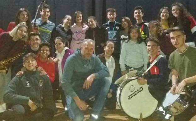 Los Nuevitos Flama actúan este sábado en el certamen de murgas de Badajoz