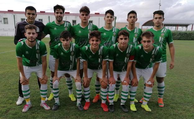 Los juveniles caen contra el líder