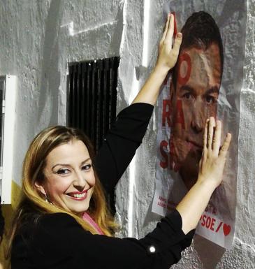 Mari Luz Chaves, candidata al Congreso, inicia la pegada de carteles