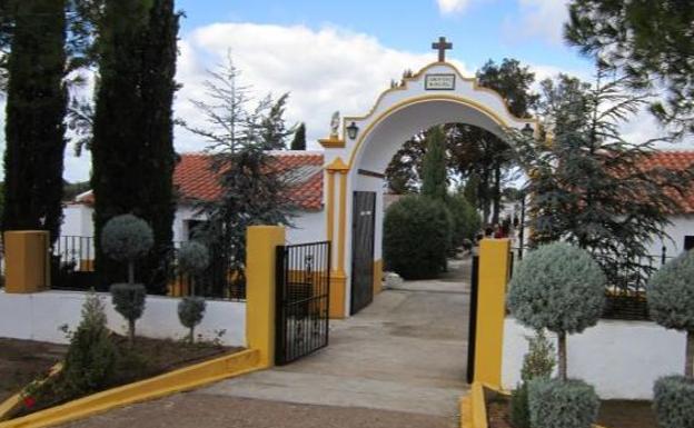 El cementerio municipal cierra sus puertas